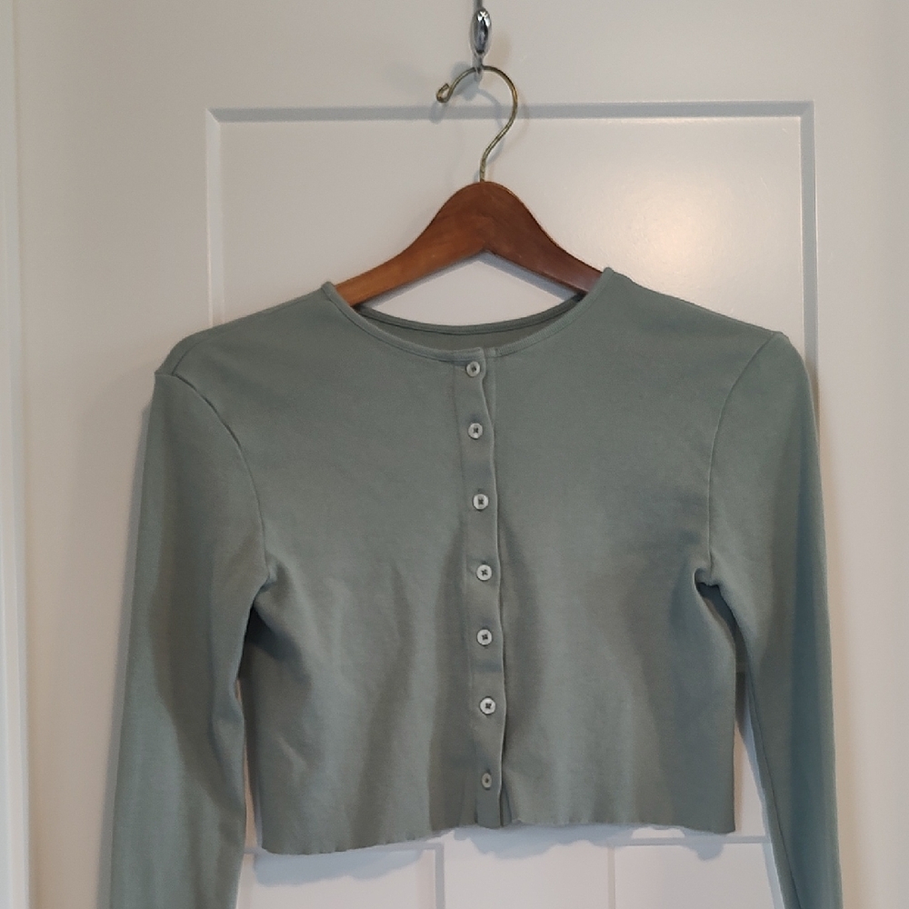 Brandy Melville Sage Green Cropped Button Down Shirt